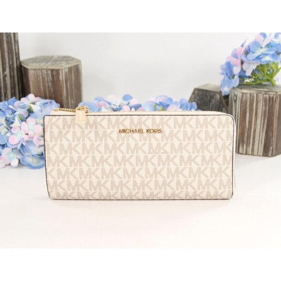 Michael Kors Vanilla Monogram Acorn Leather 3/4 Zip Around Lacey Wallet NWT - Picture 1 of 8